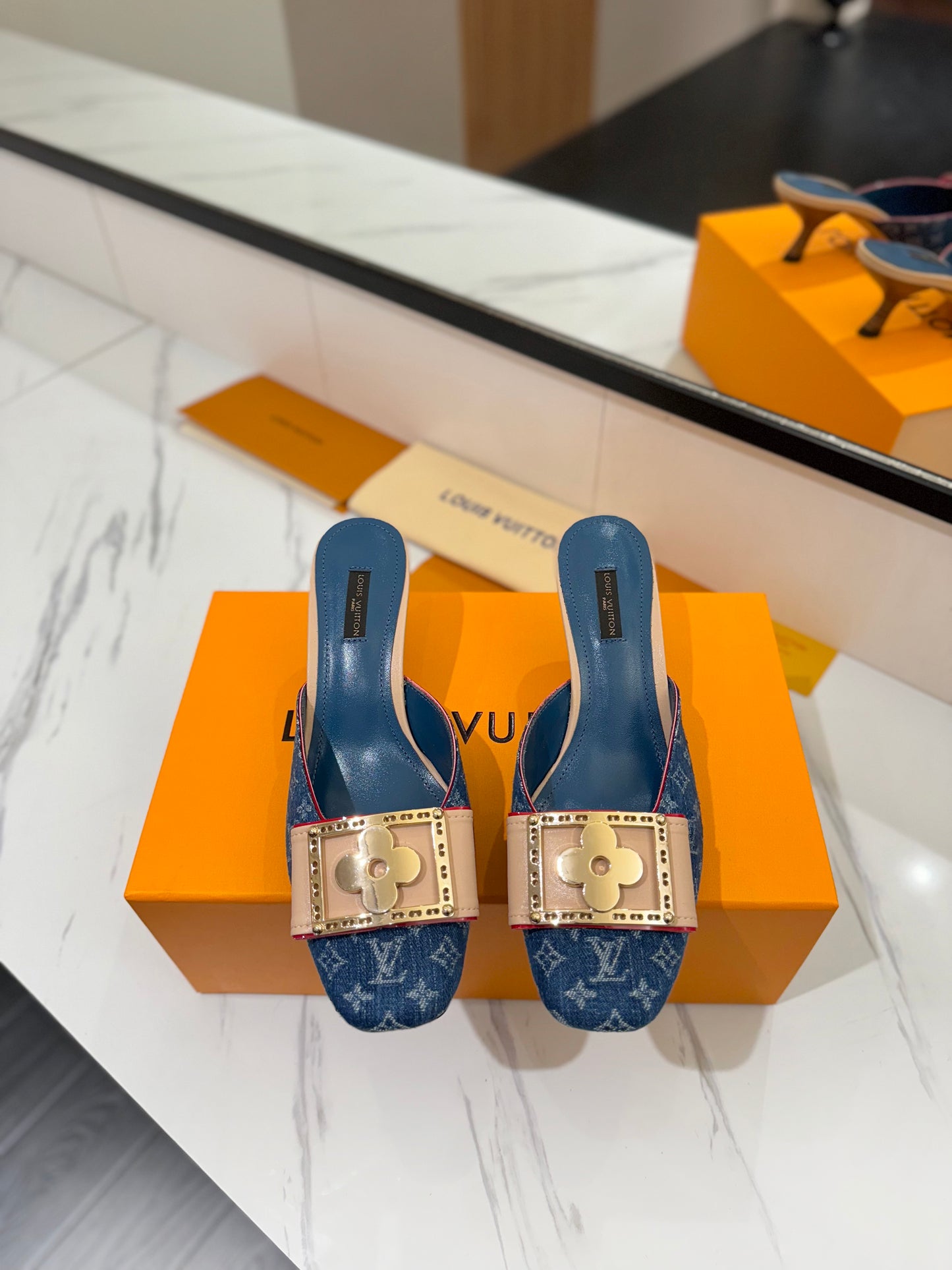 LV Monogram Denim Blue Buckle Kitten Heel Mules – Vintage Stone-Washed Slip-On Shoes