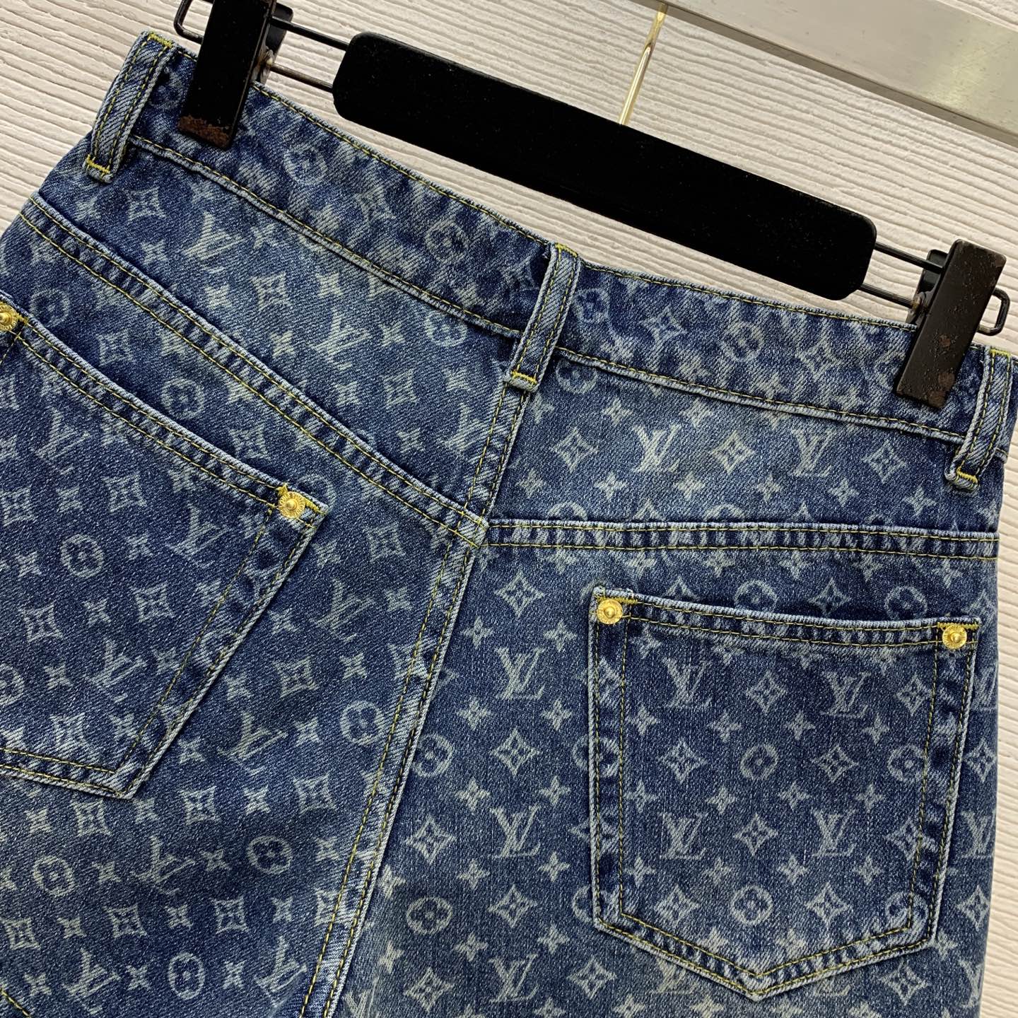LV Monogram Denim Shorts – Faded Indigo Jacquard-Woven Cotton Denim High-Rise Shorts