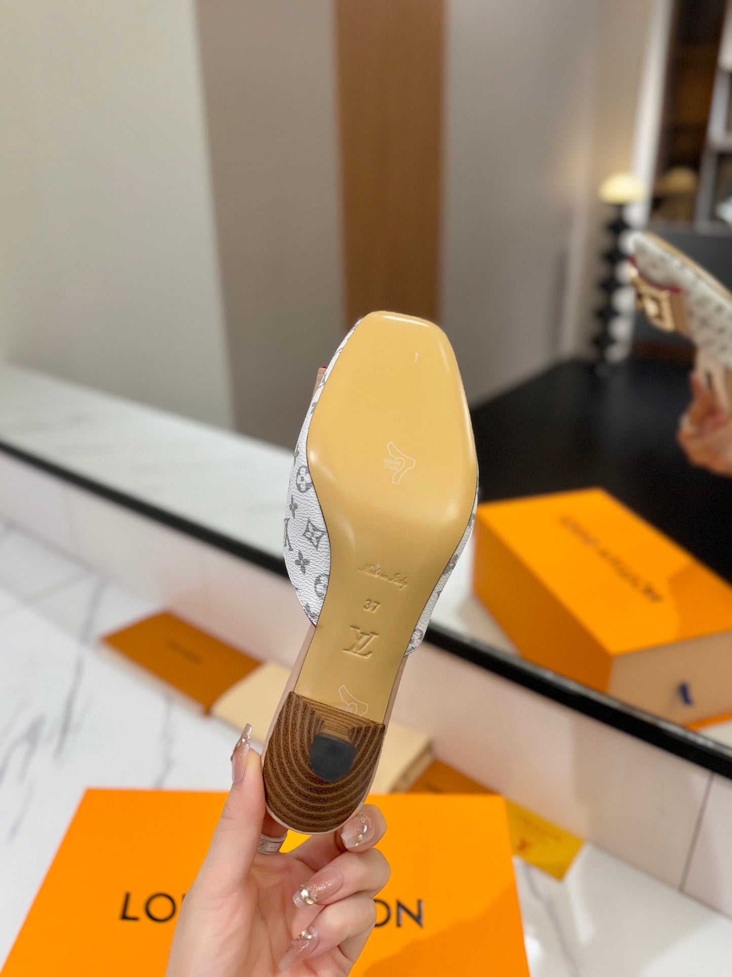 LV Monogram White Buckle Kitten Heel Mules – Sun-Bleached White Canvas Slip-On Shoes