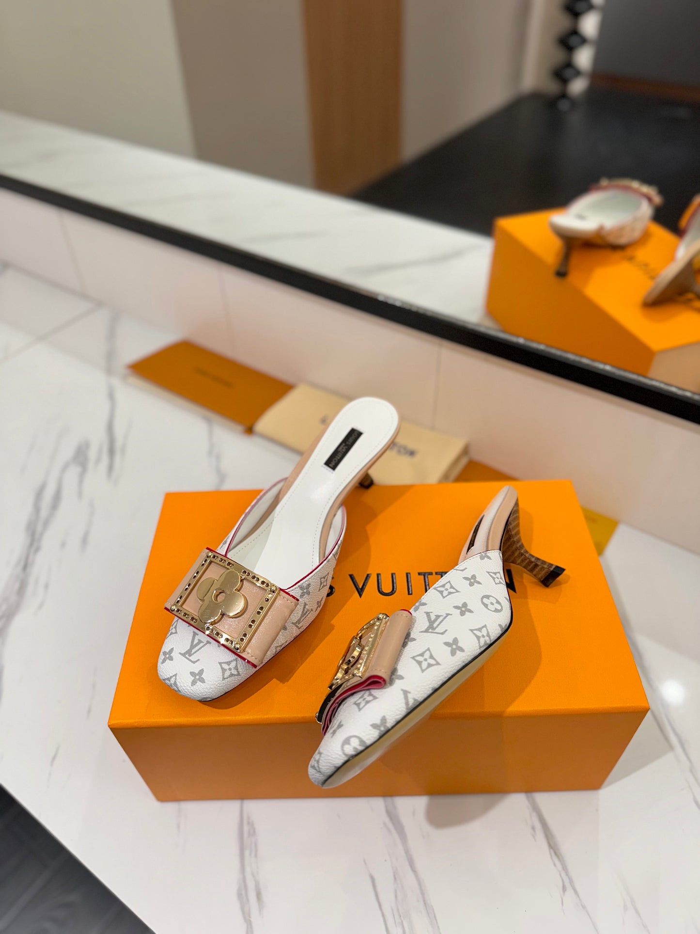 LV Monogram White Buckle Kitten Heel Mules – Sun-Bleached White Canvas Slip-On Shoes