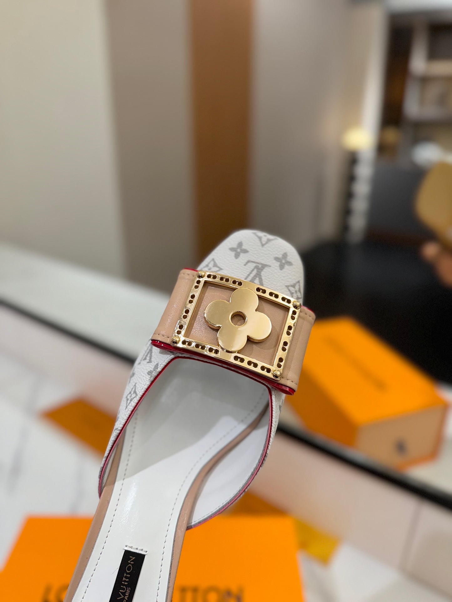 LV Monogram White Buckle Kitten Heel Mules – Sun-Bleached White Canvas Slip-On Shoes