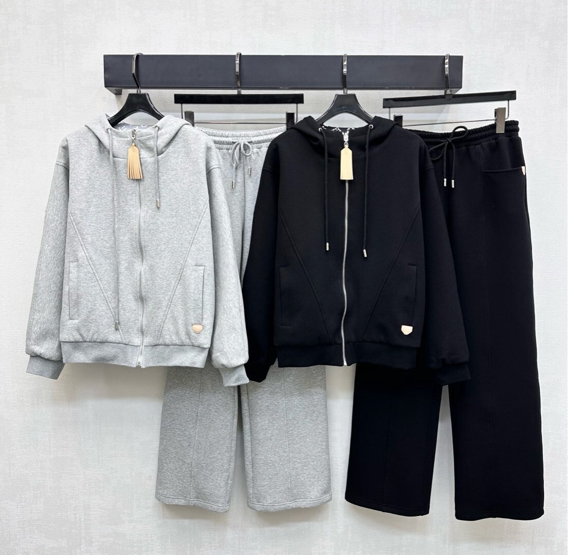 LV Accent Tracksuit Set – Premium Cotton Zipped Hoodie & Wide-Leg Sweatpants Co-Ord