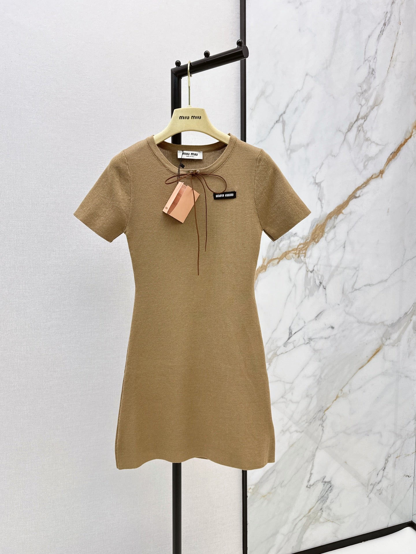 Fine-Ribbed A-Line Short-Sleeve Mini Dress with Cord Tie Collar – Silk and Cotton Knit Dress