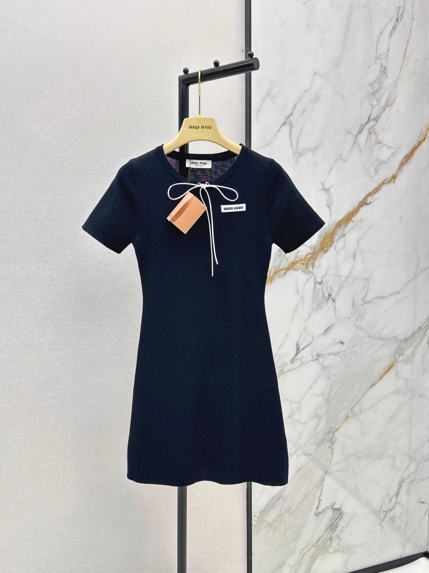 Fine-Ribbed A-Line Short-Sleeve Mini Dress with Cord Tie Collar – Silk and Cotton Knit Dress