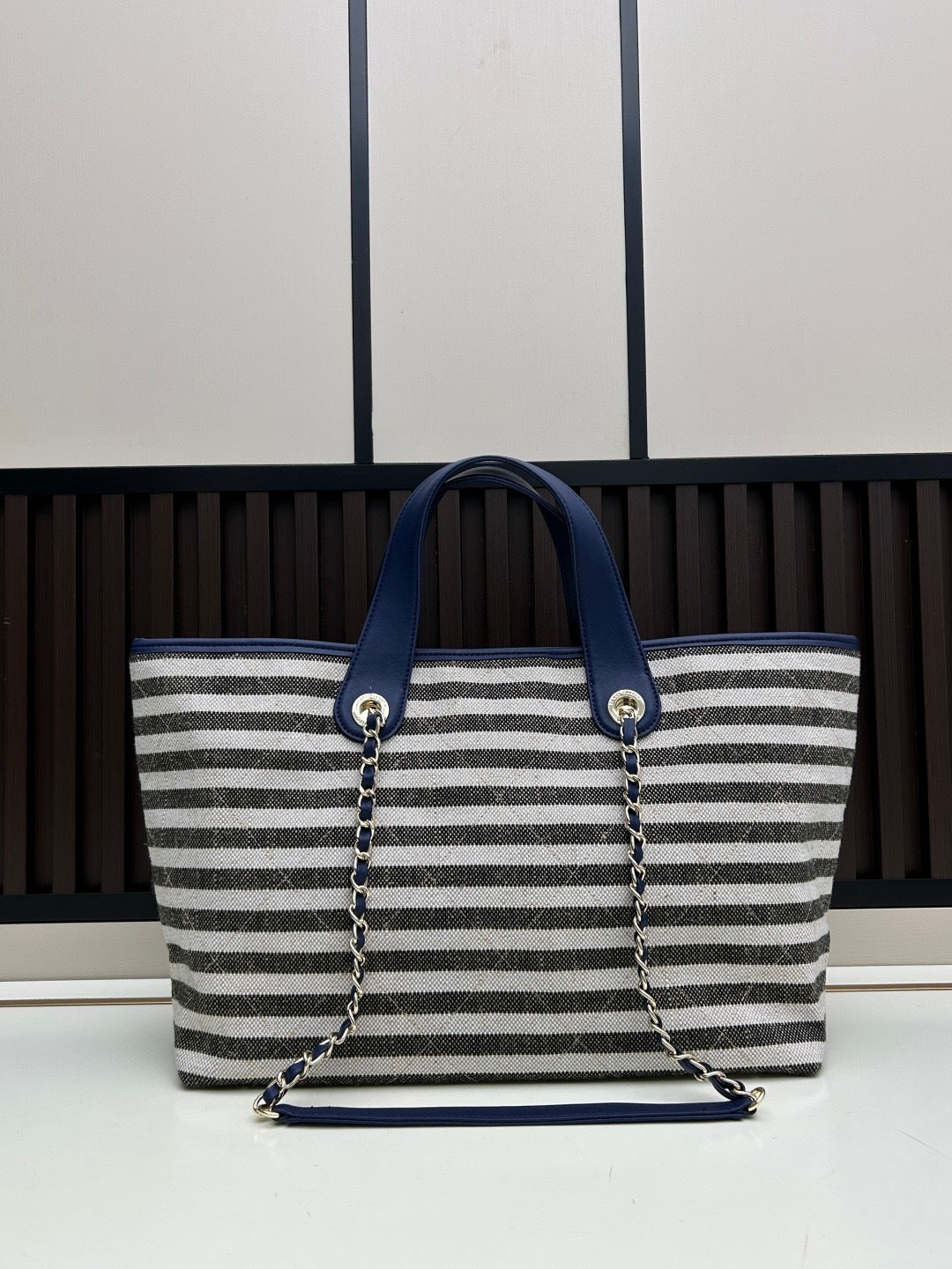 Deauville Striped Canvas Chain Shopping Tote – Navy & Off-White (Large)