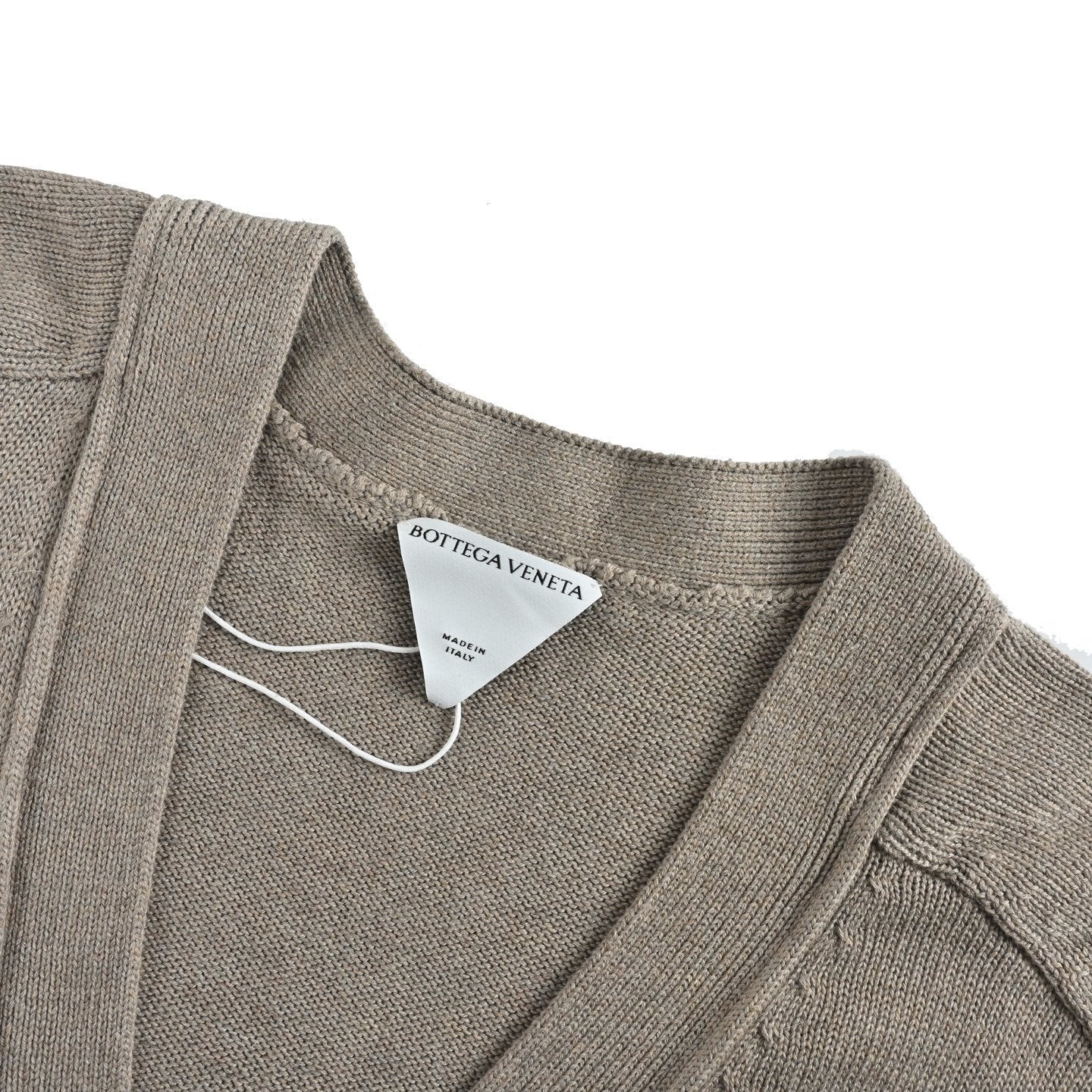 Intrecciato Leather-Trimmed Cashmere Cardigan – Woven Elbow Patch Knit