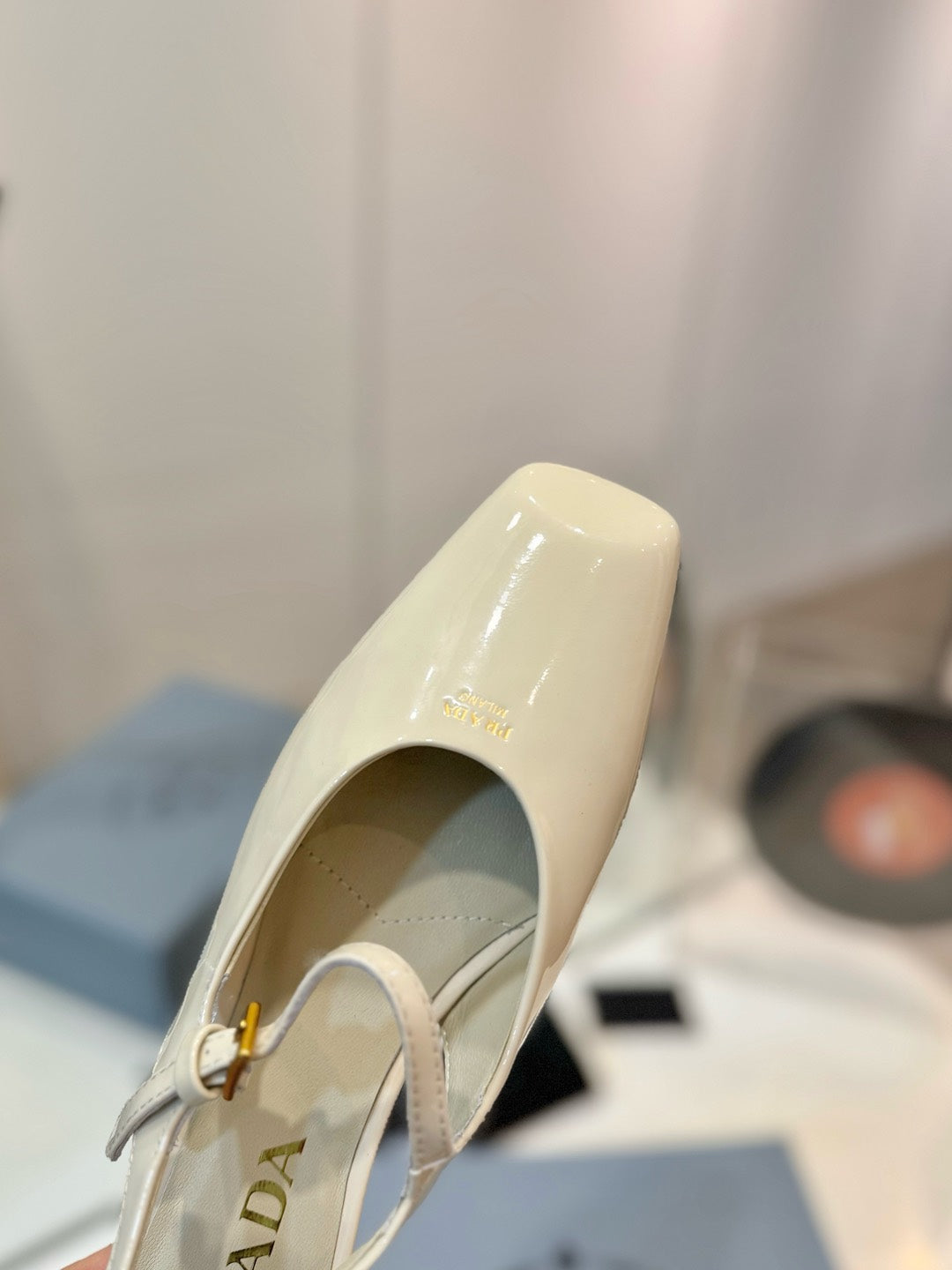 Cream Patent Leather Square-Toe Pumps – High-Gloss Architectural Mary Jane Flat Slingbacks