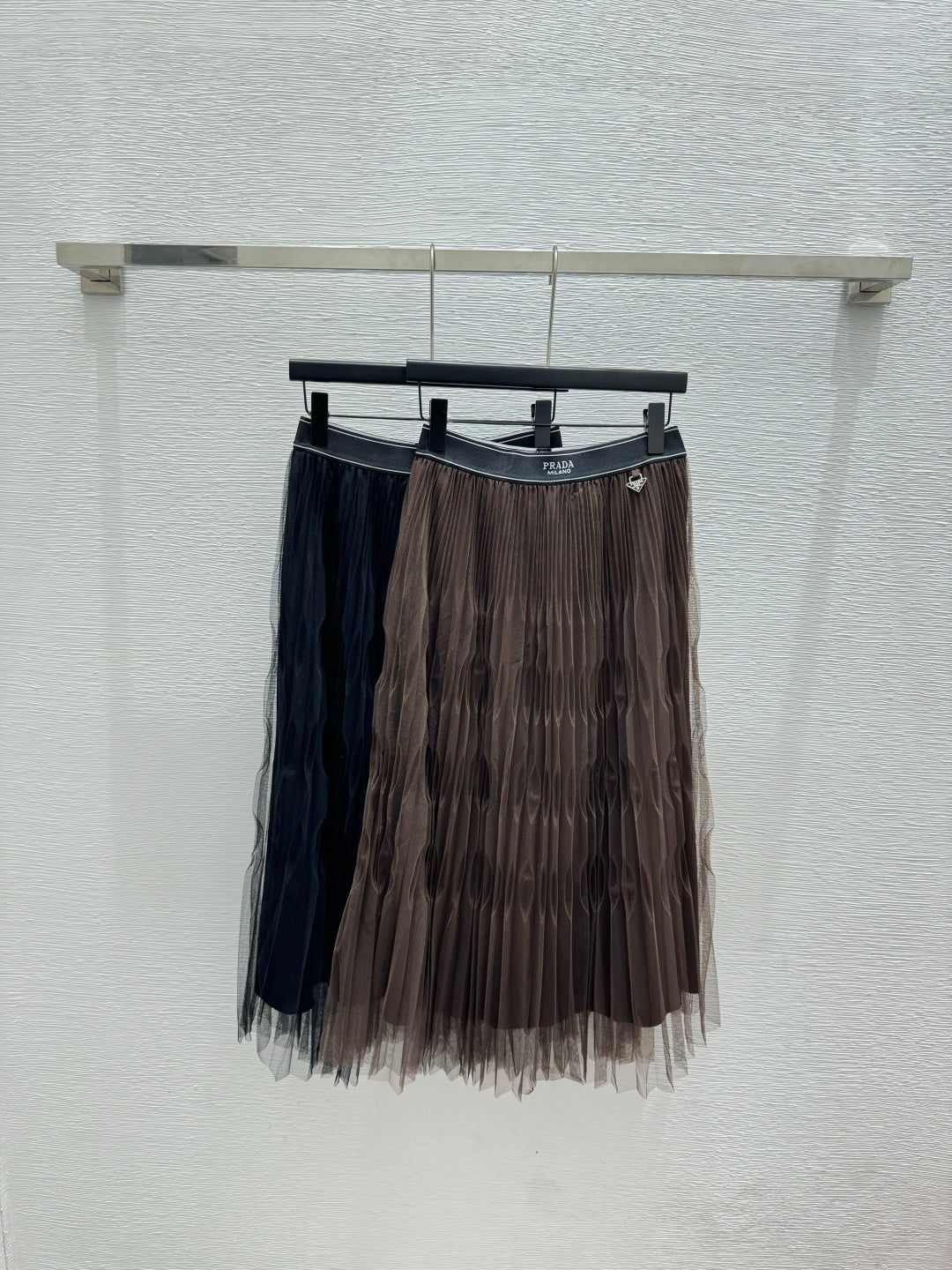 Pleated Tulle Midi Skirt – Espresso-Brown Multi-Layered Accordion Pleat Mesh Skirt