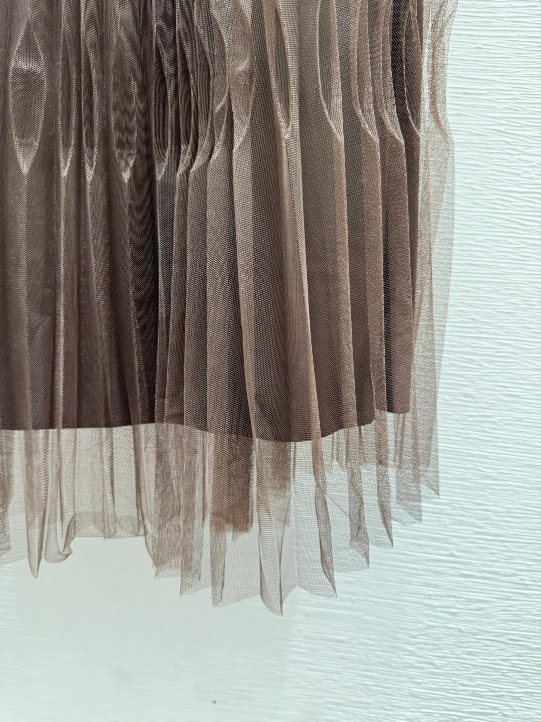 Pleated Tulle Midi Skirt – Espresso-Brown Multi-Layered Accordion Pleat Mesh Skirt
