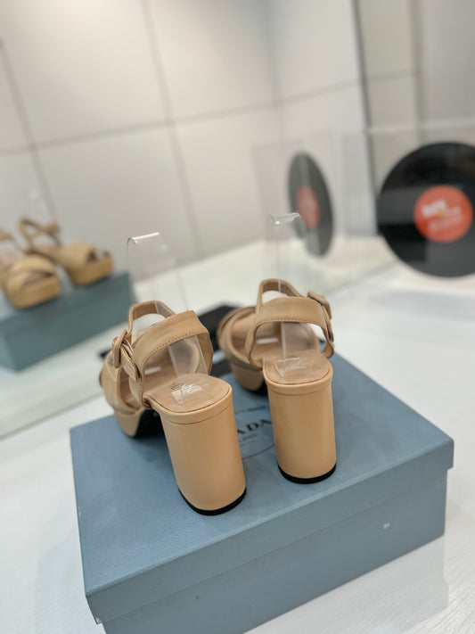 Quilted Nappa Leather Platform – Desert Beige Padded Crisscross Sandals