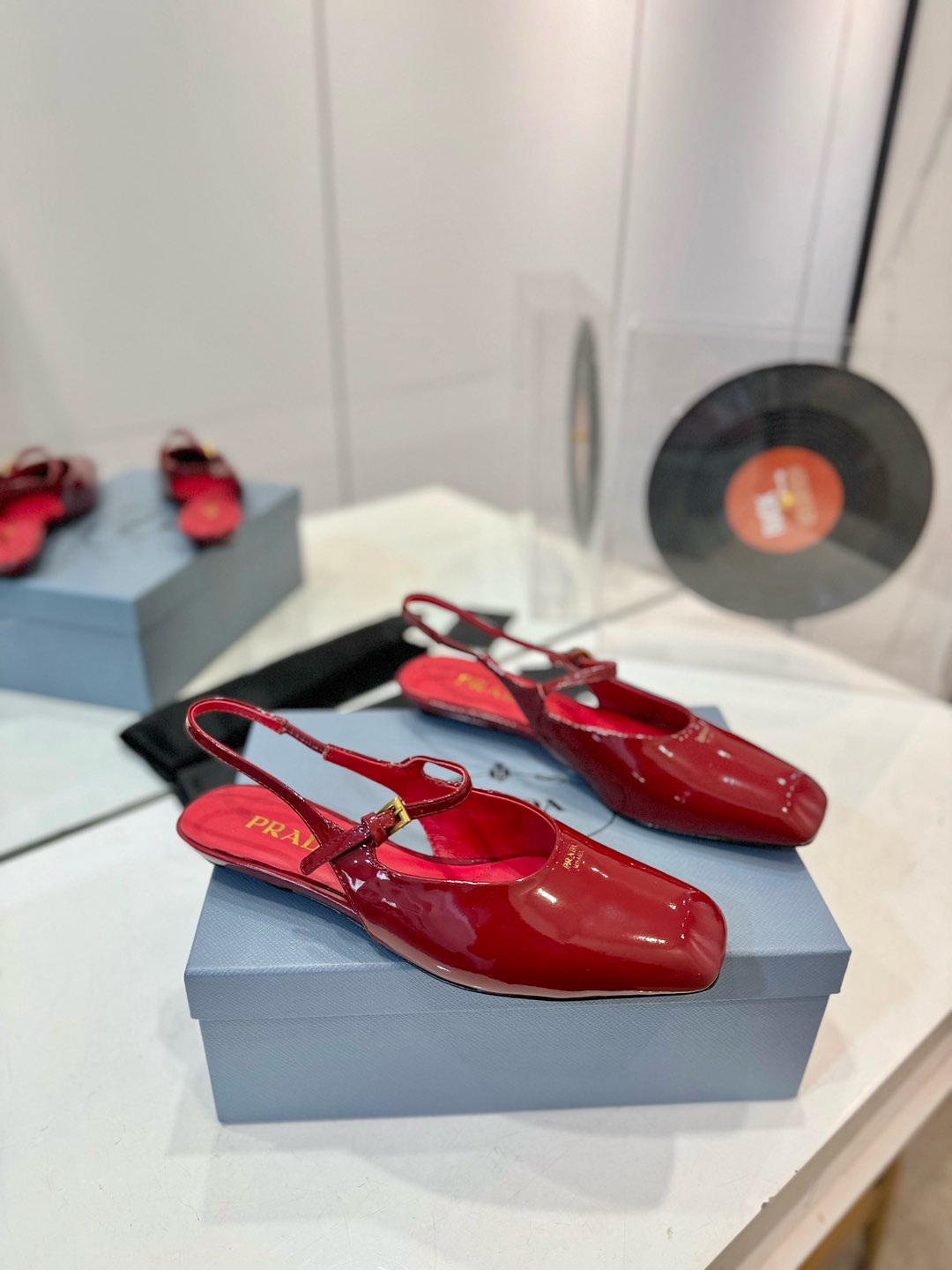 Red Patent Leather Square-Toe  Pumps – High-Gloss Architectural Crimson Mary Jane Flat Slingbacks