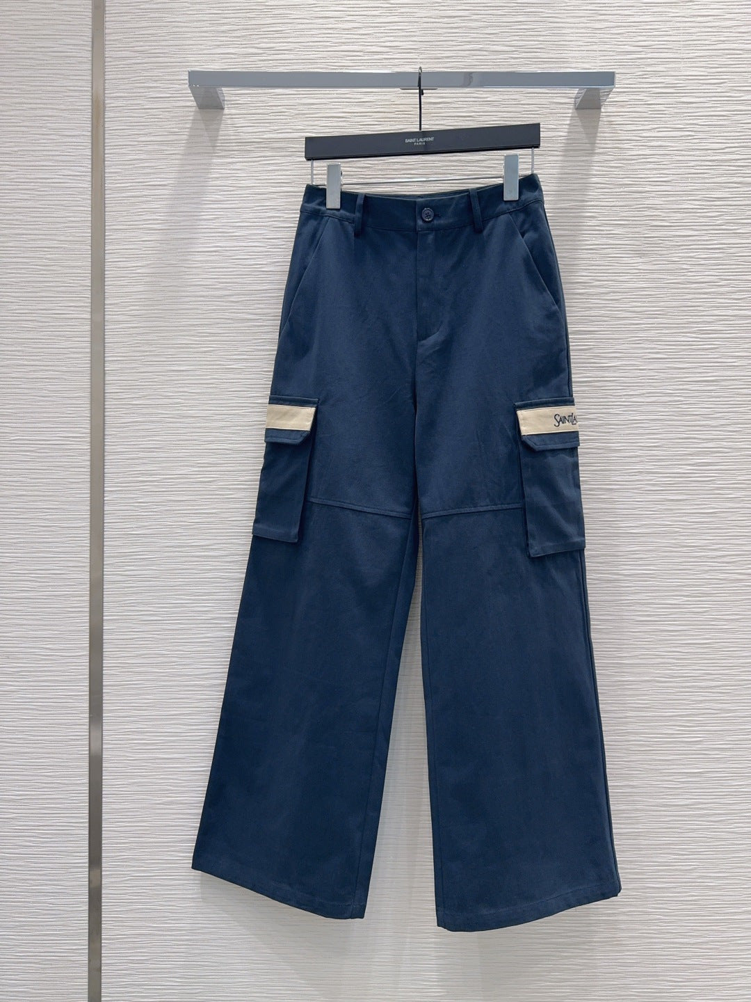YSL Embroidered Logo Cargo Trousers – High-Waisted Wide-Leg Cotton with Flap Pockets
